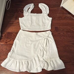 White 2 piece set from Pink Lily